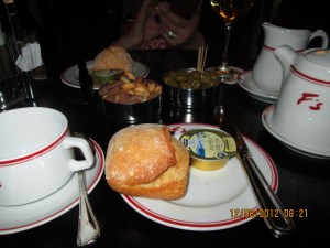WE didn't know it at the time but our cup of tea and glass of wine cost 36 Euros!!!  Thank goodness we ate the "free bread roll"!!!!!