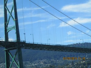  Lions Gate Bridge from Volendam